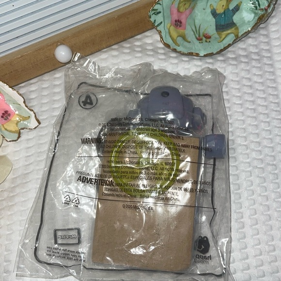 McDonald's Happy Meal Discovery Mindblown #4 Prop Bot 2020 Unopened - Picture 2 of 2